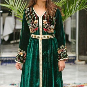 Dernière et SIMPLE--CAFTAN robe avec embellir de belles perles de cristal, pierre de verre et DABKA ZARDOZI travail @ 2022 - Product Image 1