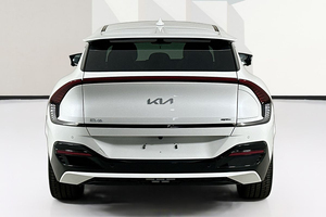 KIA EV6 GT-Line AWD ปี 2025 มือสองสภาพดี พร้อมส่ง - Product Image 3