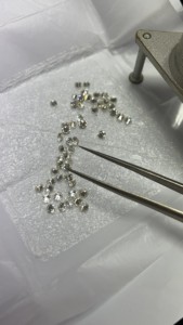 Joyería de moda del fabricante indio Diamantes amarillos de fantasía sueltos naturales 0,20-3.00ct Todas las formas disponibles Chapado en oro para regalo - Product Image 3