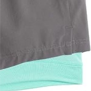 Short de fitness de haute qualité pour hommes avec poches short de fitness respirant et à séchage rapide - Product Image 4