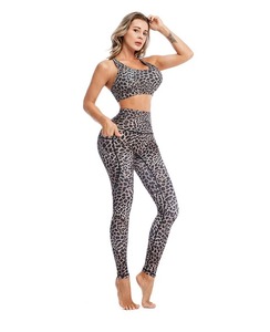 3D impreso elegante gimnasio mujeres chándal diseño de alta calidad transpirable 2 piezas Conjunto personalizado 100% algodón entrenamiento Yoga conjunto - Product Image 1