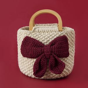 Bolso Tote Tejido a Crochet Hecho a Mano para Mujer, Bolso de Mano Moderno con Diseños de Plantas y Amor, Bolso de Abuela - Product Image 3