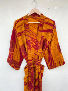 ชุดคลุมกิโมโนผ้าไหมสำหรับผู้หญิงเสื้อคลุมเย็บมือชุดคลุมทำจากผ้าอินเดียสีน้ำตาลและสีแดง - Product Image 4