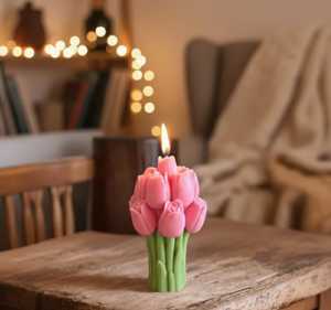Bougie décorative parfumée artisanale en forme de bouquet de tulipes tendance pour les mariages, la décoration de la maison et les cadeaux, prix de gros - Product Image 1
