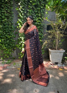 Saree en soie douce de haute qualité de Fab Zone Designer avec bordure de tissage Zari en cuivre Impression numérique indienne pour les fêtes d'adultes - Product Image 5