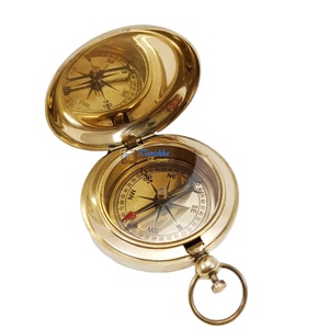 Brújula Náutica Moderna de Latón Chapado en Oro Pulido, Estilo Londinense, con Botón de Presión, Grabable, Magnética, para Bolsillo, Senderismo, Camping y Accesorios Marinos - Product Image 3