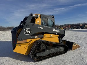 Used Johnn Deeree 333G Heavy Duty Compact <b>Track</b> Skid Steer Loader with High Load Capacity Motor <b>Pump</b> & Engine 4-Year Warranty - Product Image 4