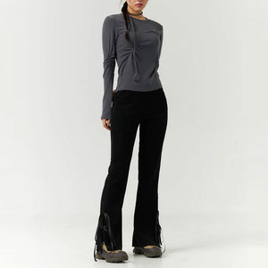 Pantalones de chándal acampanados de cintura alta para mujer Fabricante OEM Marca personalizada disponible Material ligero Suministro a granel - Product Image 2