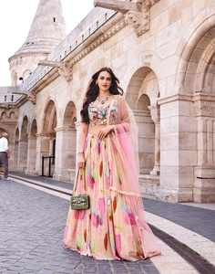 Fantaisie Dressing Beaux Vêtements Ethniques Premium Chinon Soie Lehenga Choli & Dupatta Avec Broderie et Travail À La Main Femme Mode - Product Image 6