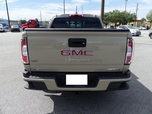 Offre Spéciale : GMC Canyon AT4 Crew Cab 4x4 d'occasion 2021 - Prêt à être expédié - Product Image 4