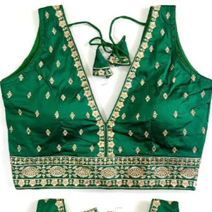 Hermosa Blusa Con Zari, Trabajo De Hilo Y Trabajo Hecho A Mano - Product Image 1