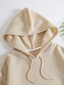 เสื้อฮู้ดผู้หญิงลายหมีน่ารักสไตล์ Y2K เสื้อผ้าผู้หญิงลายกราฟิก เสื้อฮู้ดแขนยาวสำหรับฤดูหนาวปี 2025 เสื้อสเวตเชิ้ตผู้หญิง - Product Image 5