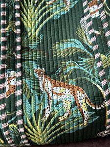Sacs fourre-tout tigre en coton vert pour femmes faits à la main à la mode pour les voyages d'été 100% tissu en coton doux avec deux poignées nouvelle Collection - Product Image 2