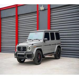 Mercedes-AMG G63 4x4² d'occasion propre, modèle 2022, sièges en cuir noir, blanc, gris. - Product Image 6