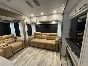 Nouvelle caravane Dutchmen Astoria 3173R-L-P 2026 à vendre - Product Image 4