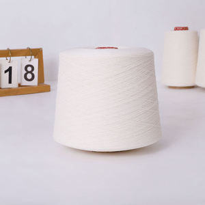 Disfrute de una suavidad superior y una resistencia confiable con nuestro hilo 100% algodón, hecho de algodón natural puro, en grandes cantidades. - Product Image 1