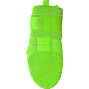 Gant de protection rembourré pour le baseball avec sangle de poignet réglable et conception d'absorption des chocs - Product Image 4