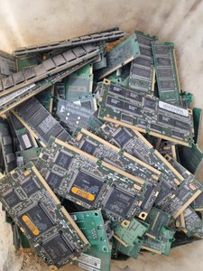 ชิ้นส่วนอิเล็กทรอนิกส์คอมพิวเตอร์แรม DDR3 <span class=keywords><strong>DDR2</strong></span> DDR4โมดูลหน่วยความจำสำหรับการกู้คืนทอง - Product Image 6