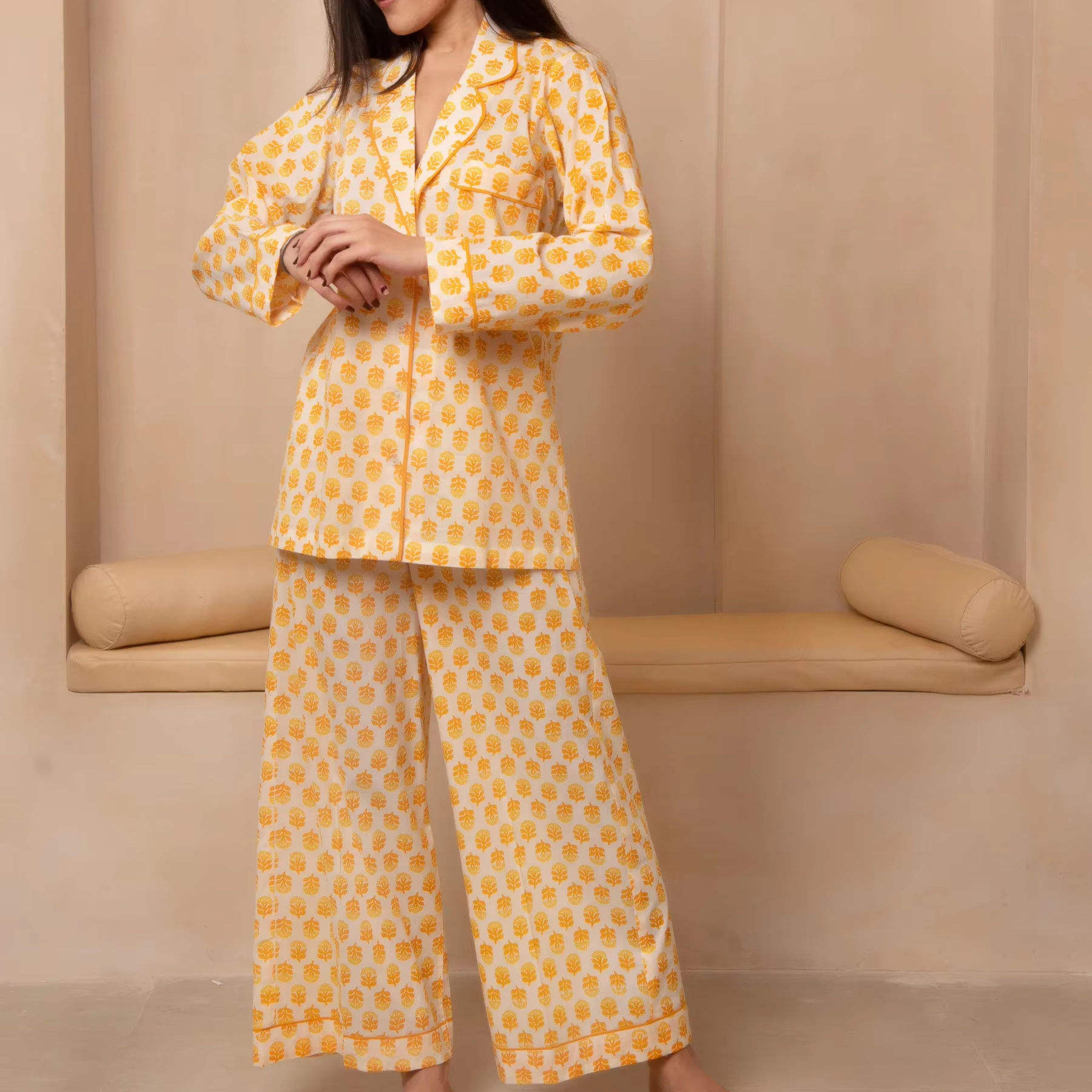 เช่นเดียวกับภาพ