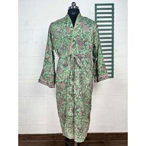 Patola Doux Soie Kimono Bohemio para Hombre, Túnica de Playa, Cubrebañador Regal House - Product Image 1