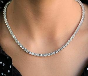 Collar de Tenis de Moissanita Redonda Incolora de 4 mm, Moderno para Bodas, Plata de Ley 925 - Product Image 2