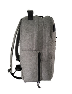 Sac à dos en polyester bicolore imperméable de haute qualité avec fermeture à glissière Design moderne durable pour les voyages du fournisseur du Vietnam - Product Image 3