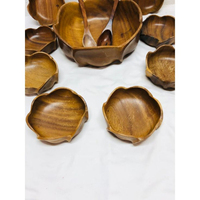 Collection de vaisselle en bois artisanale, ensemble de repas naturel avec assiettes, bols, plateau de service pour la maison, la cuisine et la table à manger