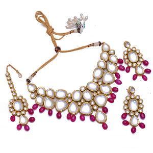 Conjunto de collar de fiesta indio chapado en oro tradicional con Maang Tika nupcial Kundan joyería de latón para mujeres para regalos de bodas - Product Image 1