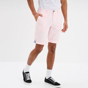Shorts chino en toile légère de qualité supérieure pour hommes, taille mi-haute, respirants, coupe ajustée, avec passants de ceinture et poches latérales fonctionnelles - Product Image 2