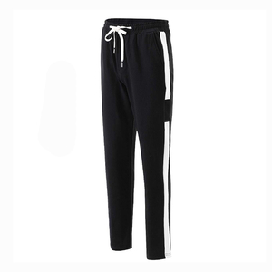 Conjuntos de ropa deportiva de diseño personalizado de algodón 100%, sudaderas con capucha y chándales a prueba de viento para hombres y mujeres de Pakistán - Product Image 4