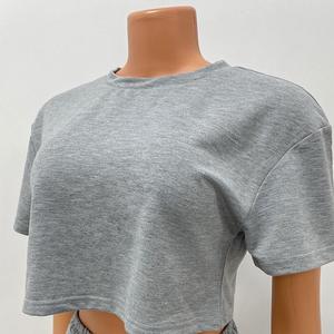 Ensemble de survêtement uni pour femme, personnalisé, avec crop top et short, décontracté et respirant, pour le jogging - Product Image 5