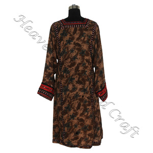 BDR045 véritable Vintage fait à la main Kuchi Balochi robe bohème Unique robe Vintage fait à la main bohème Banjara Baluchi robe Vintage - Product Image 4