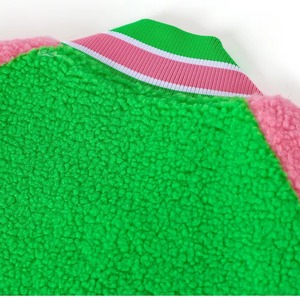 Blouson Sherpa réversible pour sororité avec design coupe-vent, logo brodé de la parafernalia grecque et col montant - Product Image 6