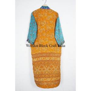 Robe longue d'été élégante en soie vintage, style kimono, imprimé floral multicolore, respirante, design indien bohème, vente en gros - Product Image 5