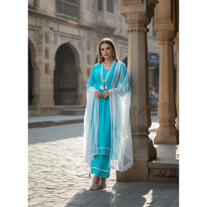 Elegante Conjunto de Kurta de Chifón Azul Agua Bordado con Dupatta - Product Image 1