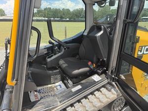 รถตักล้อยาง JCB 215T ปี 2025 - Product Image 2