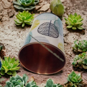 Botella de agua de cobre impresa al por mayor de buena calidad con juego de vaso de vidrio de cobre para beneficios de salud Ayurveda - Product Image 2