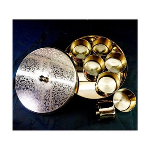 Esculturas de latón para decoración del hogar que aportan encanto antiguo y artesanía distintiva a las elegantes áreas de la sala de estar - Product Image 2