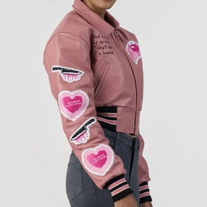 Vestes de baseball courtes en cuir PU de haute qualité pour femmes, vestes bomber, vestes de moto personnalisées avec des patchs en chenille - Product Image 4