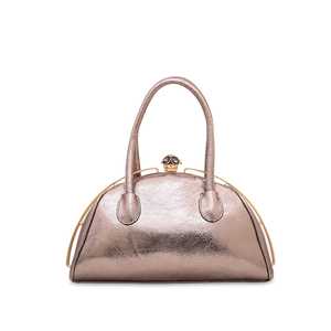 Sac à main fantaisie gris P35830 pour filles avec broderie à motif géométrique Doublure en cuir Deux poignées Fermeture à rabat Décoration de pompon - Product Image 1