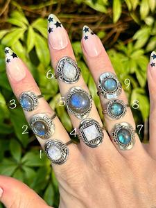 Anillo de Labradorita Hecho a Mano en Plata de Ley 925 con Gema Ovalada, Joyería de Aniversario, Regalo para Ella, Joyería de Labradorita - Product Image 6