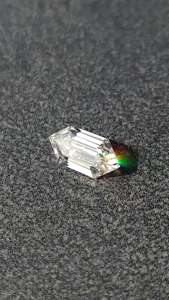 Moissanite hexagonale allongée incolore pour la fabrication de bagues, pierres lâches certifiées GRA, fabricant d'Inde - Product Image 6