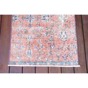 พรมวินเทจ พรมขนาดเล็ก 1.7x3.1 ฟุต พรมลายทางสีแดง - Product Image 5
