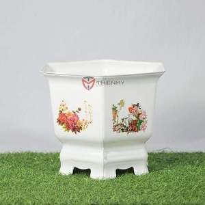 Pot de fleurs en plastique - Beau et élégant - Product Image 2