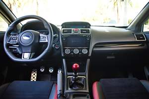 Subaru WRX d'occasion 2019, conduite à gauche, gris, norme Euro V, 50 001 à 75 000 miles, 5 places, 4 mois, origine américaine - Product Image 3