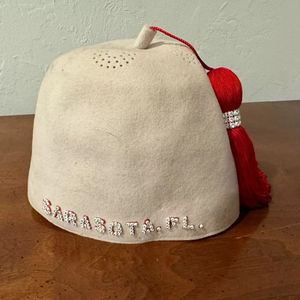 Chapeau Fez vintage, doux, blanc, avec pompon rouge brodé, chapeau maçonnique, haute qualité, personnalisé, meilleure vente, vente chaude, Fez - Product Image 3