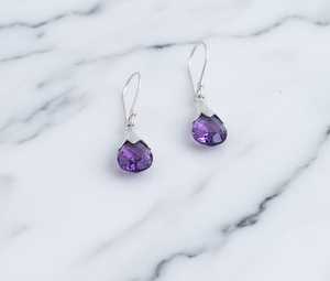 Boucles d'oreilles clous en améthyste facettée en forme de larme, plaquées or, en argent sterling, bijoux minimalistes, cadeau de naissance de février - Product Image 5