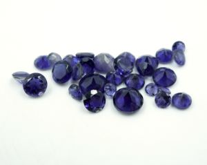 Iolite naturelle ronde taille brillant, traitée thermiquement, avec iridescence, pour la fabrication de bijoux, taille calibrée, Inde - Product Image 1