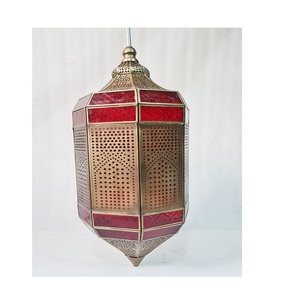 Linterna colgante decorativa de boda de hierro y vidrio, linterna colgante marroquí de tamaño personalizado de buena calidad para exteriores - Product Image 3