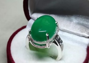 Bague classique en argent sterling 925 faite à la main en pierre précieuse d'onyx vert naturel serti de lunette ovale pour les fiançailles d'anniversaire de mariage - Product Image 2